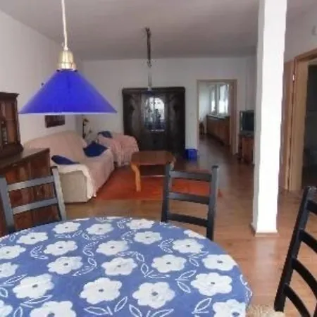 Ferienwohnung Fuer 7 Personen Ca 100 Qm In Lahnstein, Rheinland-pfalz Naturpark Nassau